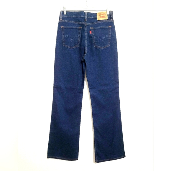 Levi's woman's 512 perfectly slimming jeans size 10 - Picture 1 of 10